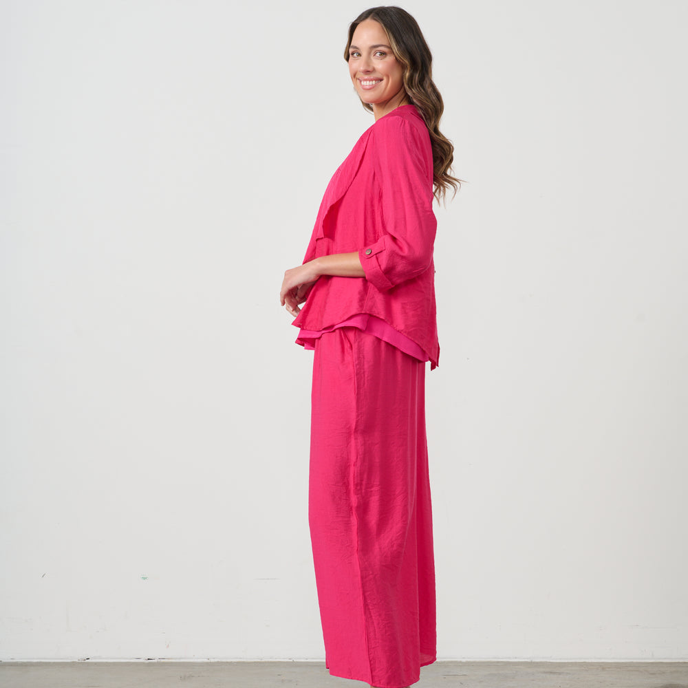 
                  
                    CZ1064-JACKET BACK FEATURE-HOT PINK
                  
                