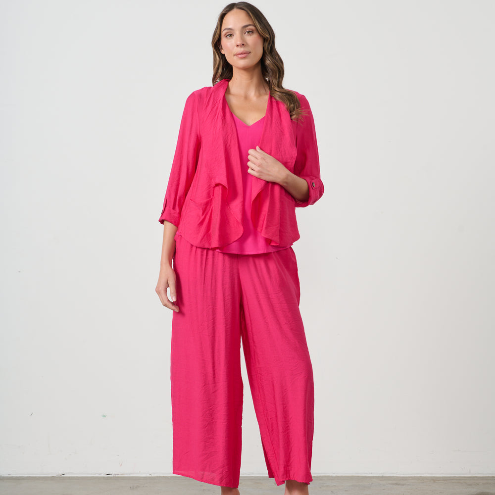
                  
                    CZ1064-JACKET BACK FEATURE-HOT PINK
                  
                