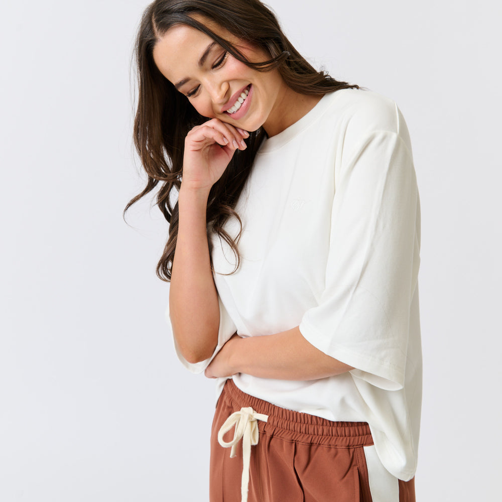 
                  
                    Cartel & Willow | Solana Tee-White
                  
                
