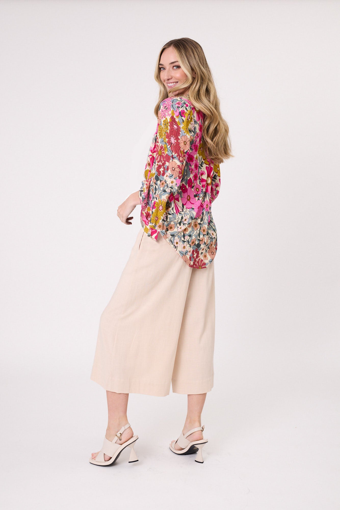 
                  
                    Contessa Top -Garden Print
                  
                