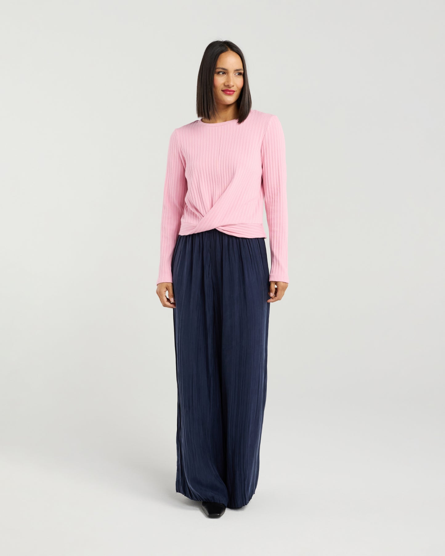 
                  
                    TWIST TEE -L/S-COTTON CANDY
                  
                