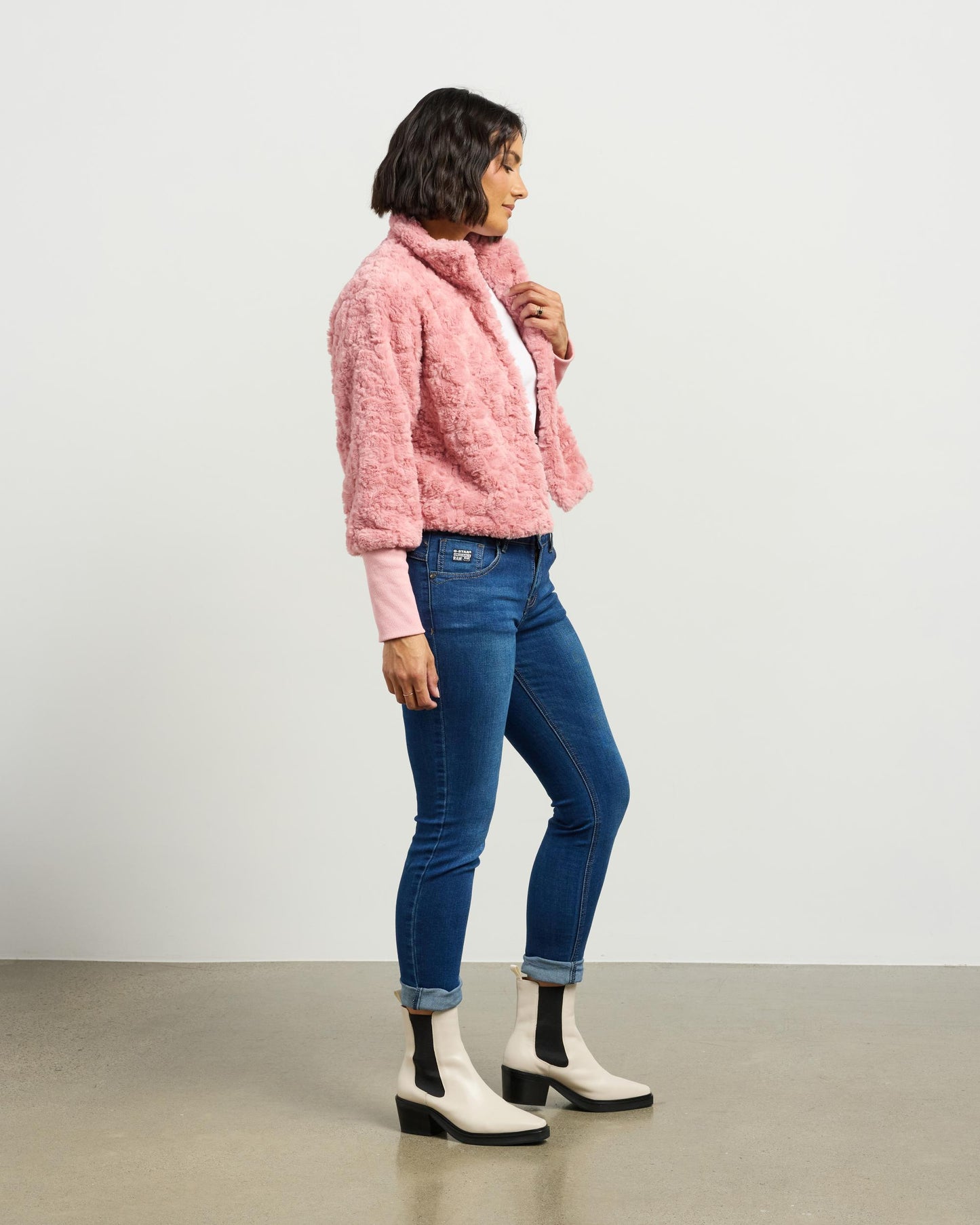 
                  
                    Vintage Fur Jacket -BLUSH
                  
                