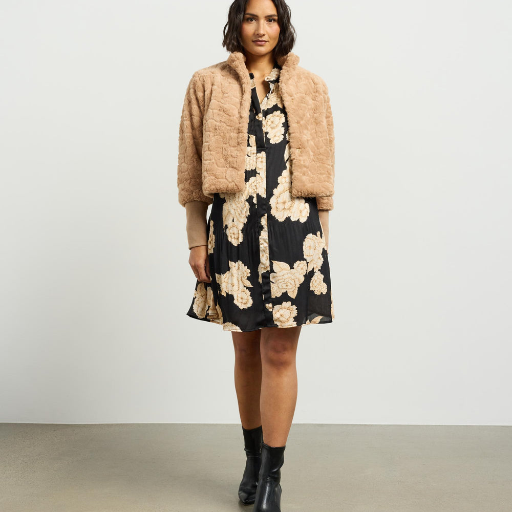 
                  
                    Vintage Fur Jacket -Honey
                  
                