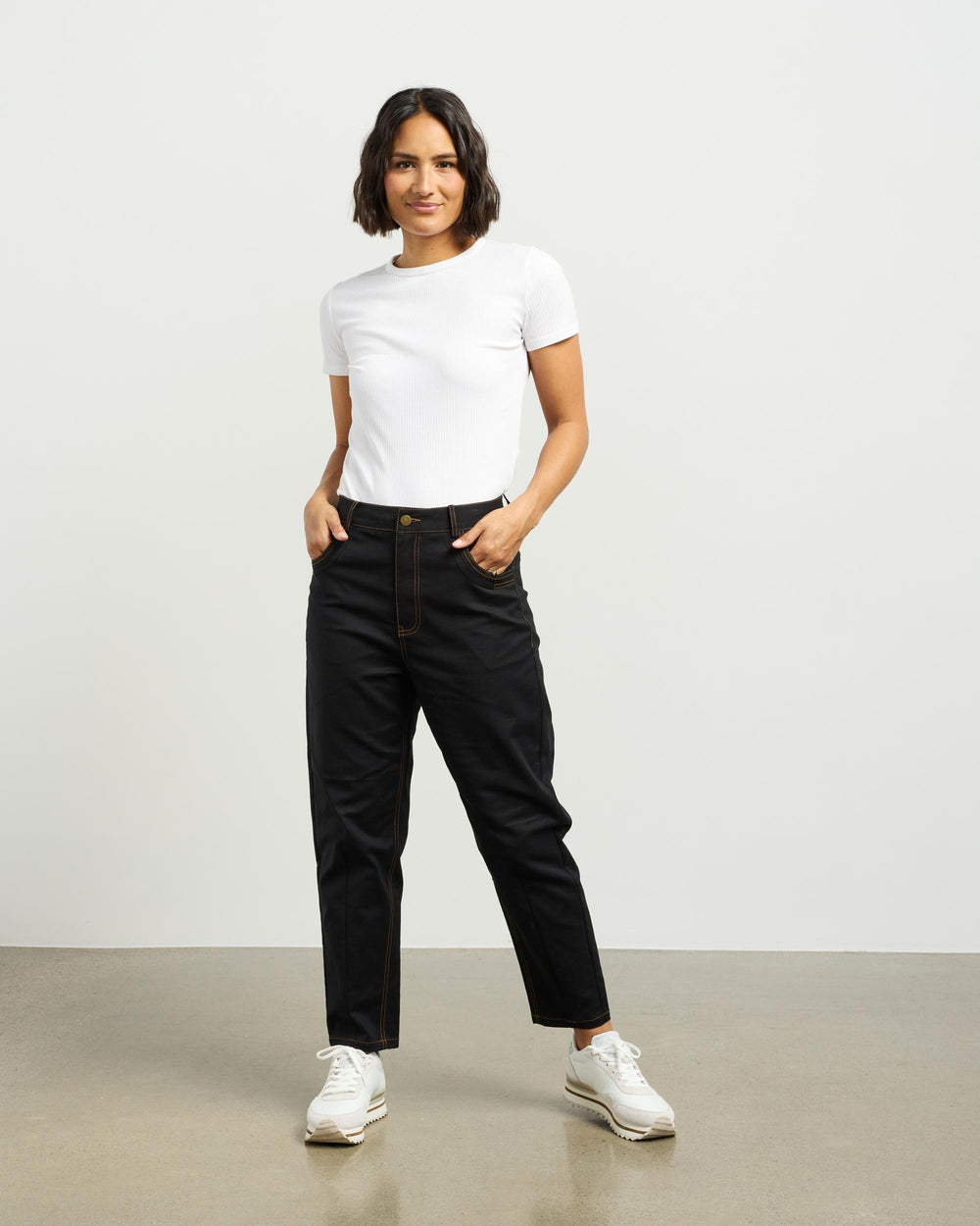 Liam Pant -Black