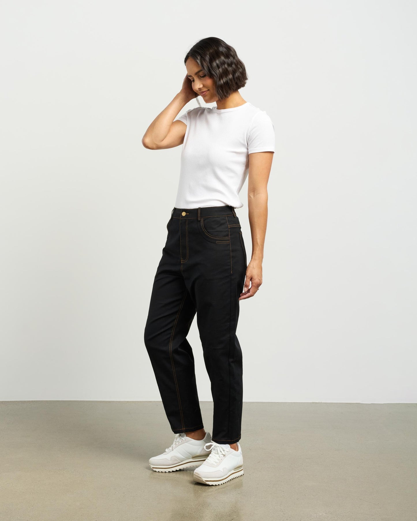 
                  
                    Liam Pant -Black
                  
                