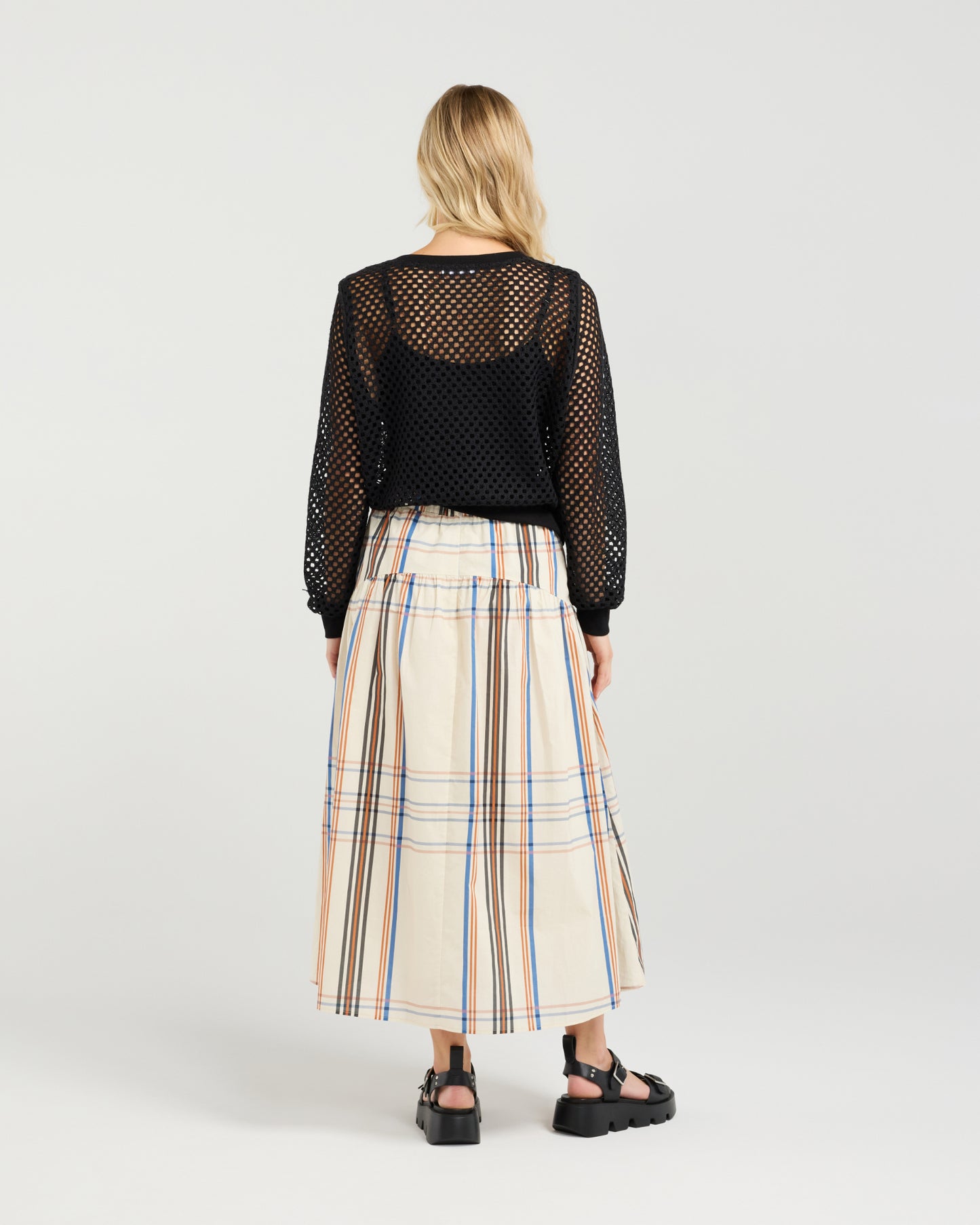 
                  
                    Cleo Knit-Black
                  
                