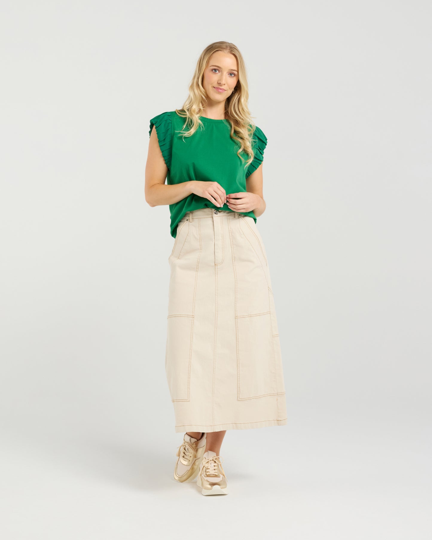 
                  
                    Anna Tee-Emerald
                  
                