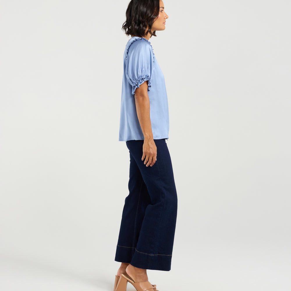 
                  
                    Florence Top-Cornflower
                  
                