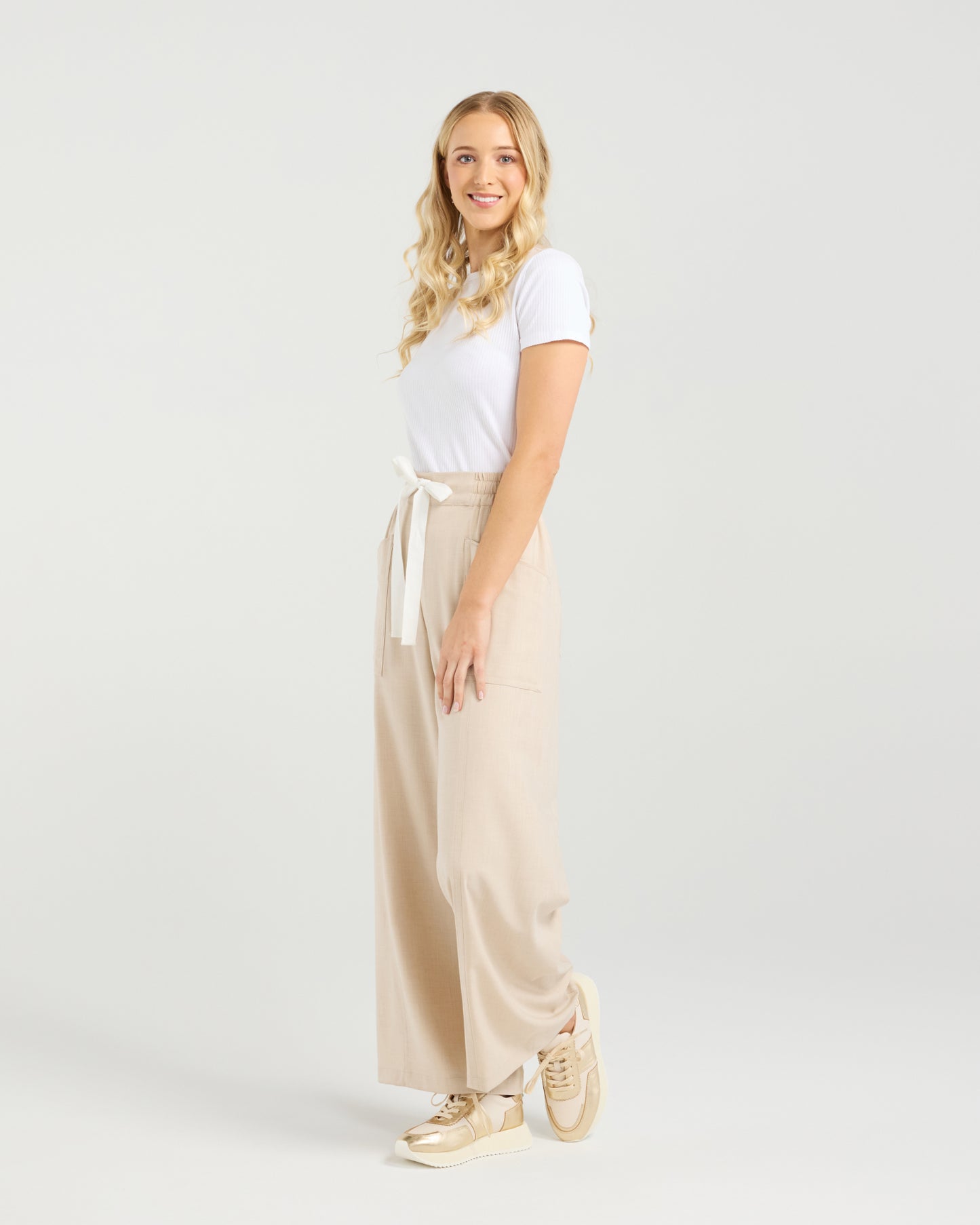 
                  
                    Chloe Pant-Buttercream
                  
                