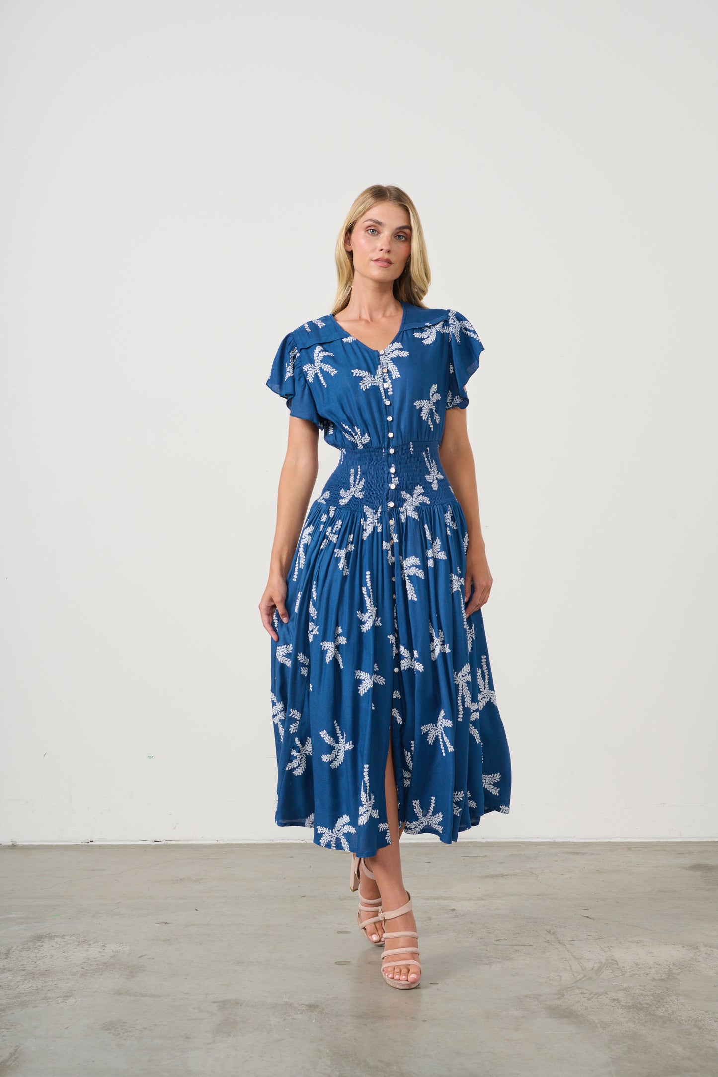 
                  
                    HF2667 THE PALMS DRESS
                  
                