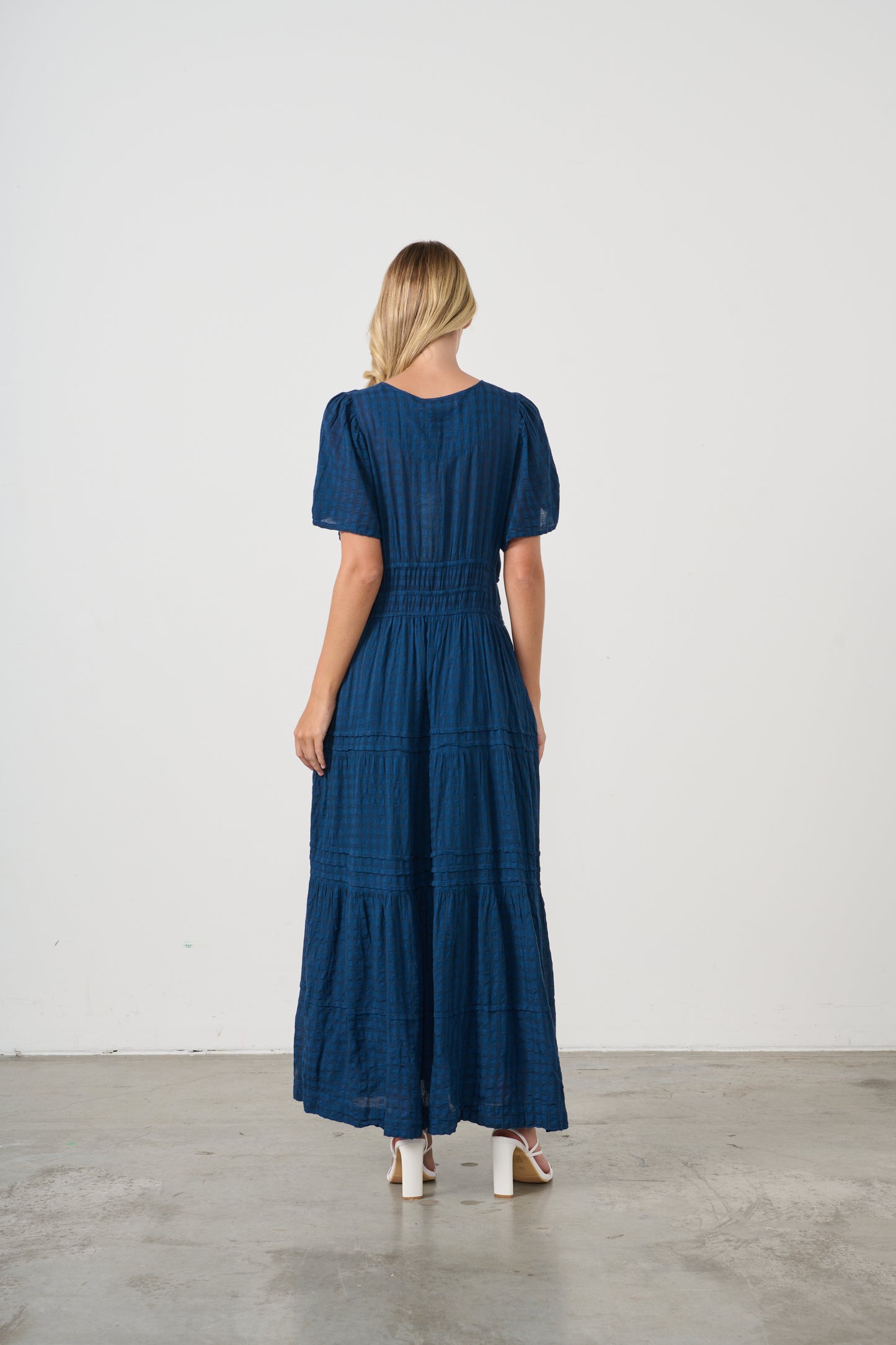 
                  
                    HF2689 SEERSUCKER DRESS
                  
                
