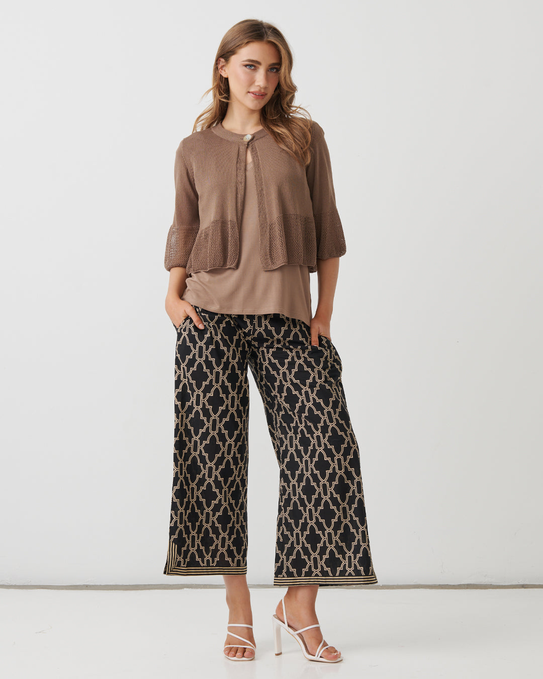 
                  
                    HF2884 Crochet Jacket w/Shell Button-MOCHA
                  
                