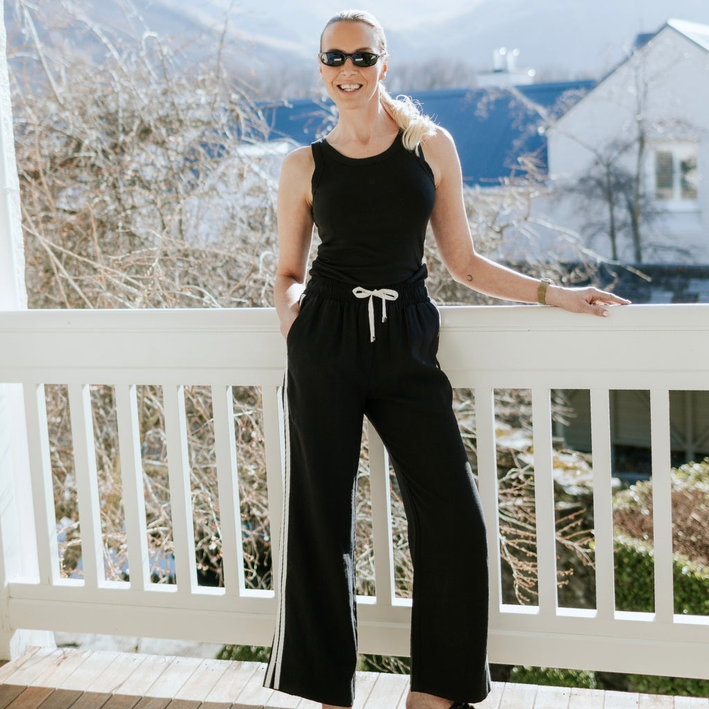 
                  
                    MOKE INDIANA PANT-BLACK-TOP SELLER
                  
                