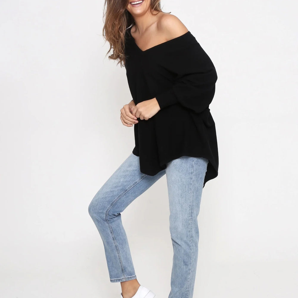 
                  
                    ZOE KNIT - BLACK
                  
                