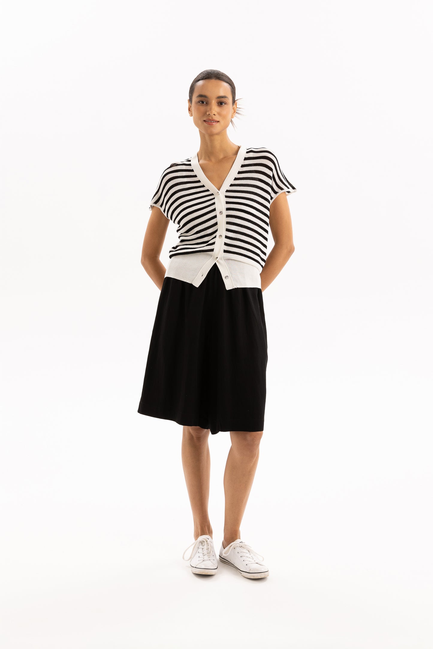 
                  
                    GINA TOP-STRIPE
                  
                