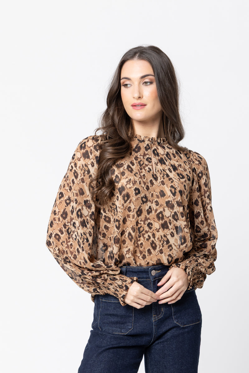 
                  
                    MOVEMENT BLOUSE-RAWR
                  
                