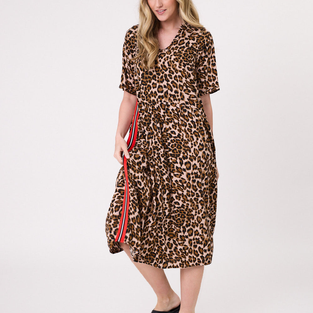 
                  
                    Leona Dress-Leopard print
                  
                