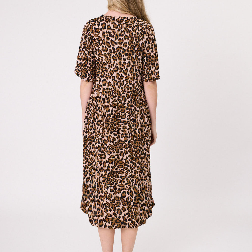 
                  
                    Leona Dress-Leopard print
                  
                