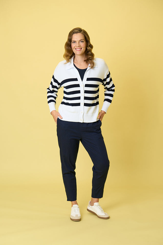 
                  
                    Devornport pant-navy
                  
                