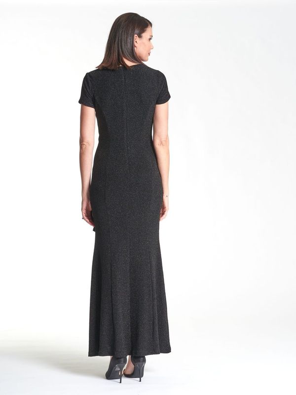 
                  
                    Elegance Maxi
                  
                