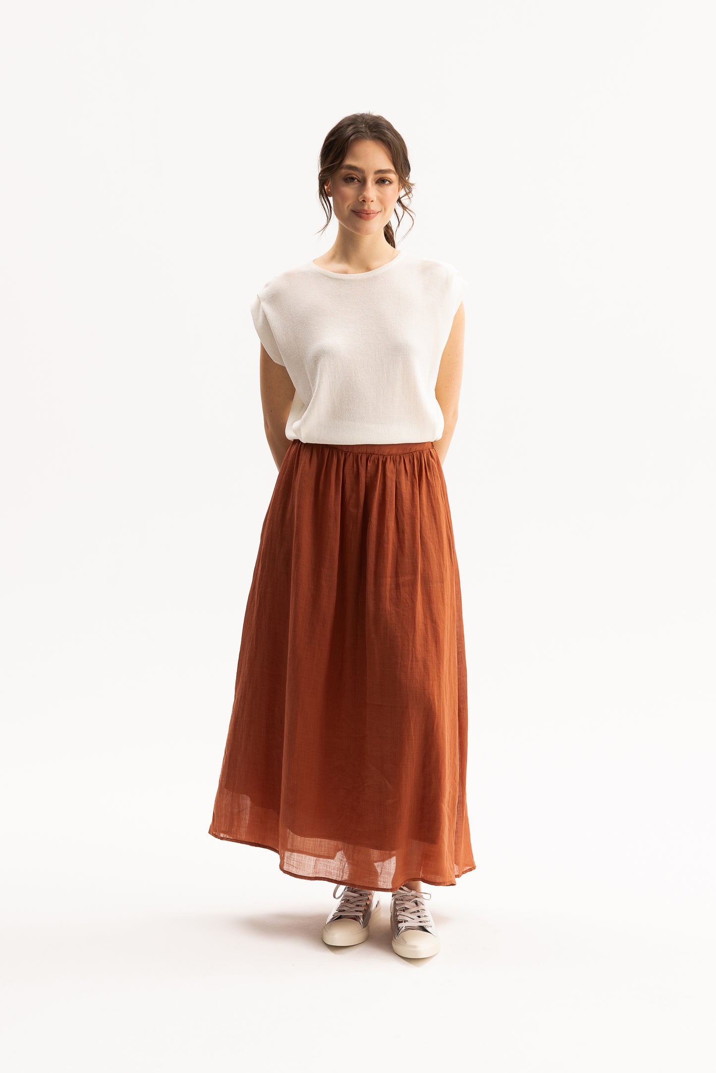 
                  
                    MOLLY SKIRT-BRICK
                  
                