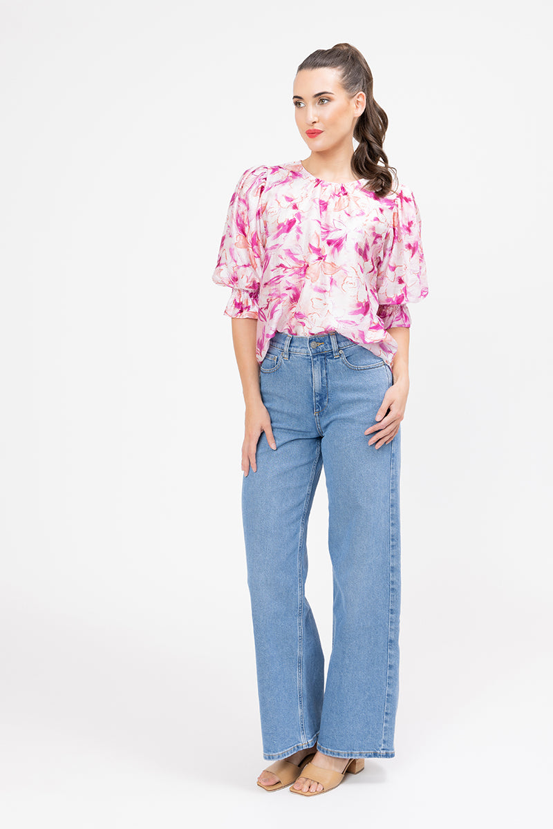 
                  
                    MAGNIFICENT TOP-Pink Splash
                  
                