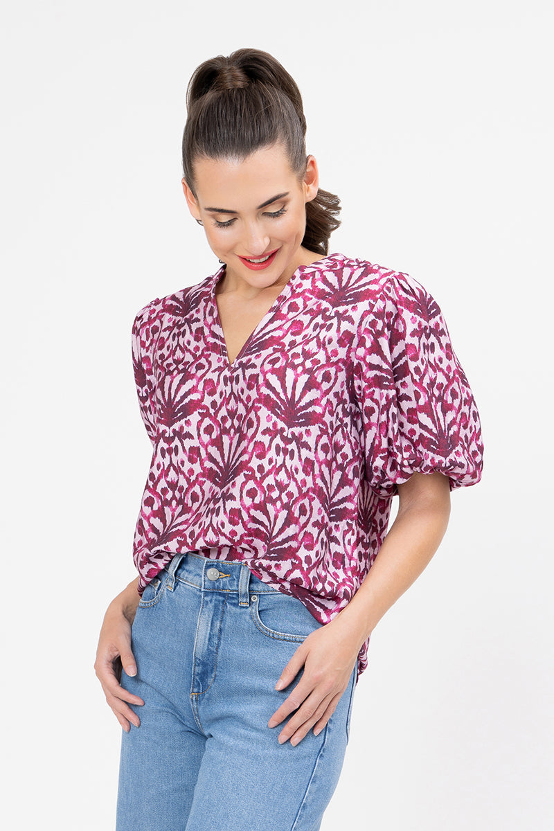 
                  
                    VACATION TOP-Plum
                  
                