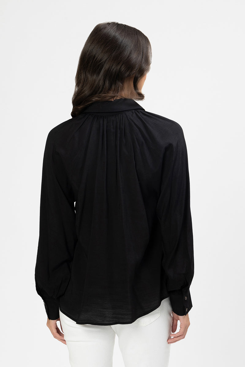 
                  
                    Lizzie Shirt-Black
                  
                