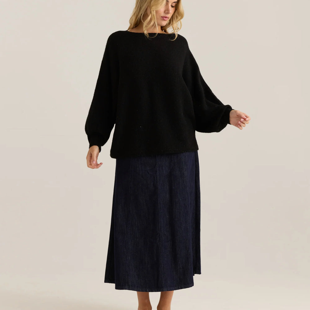 
                  
                    Casey Knit - Black
                  
                