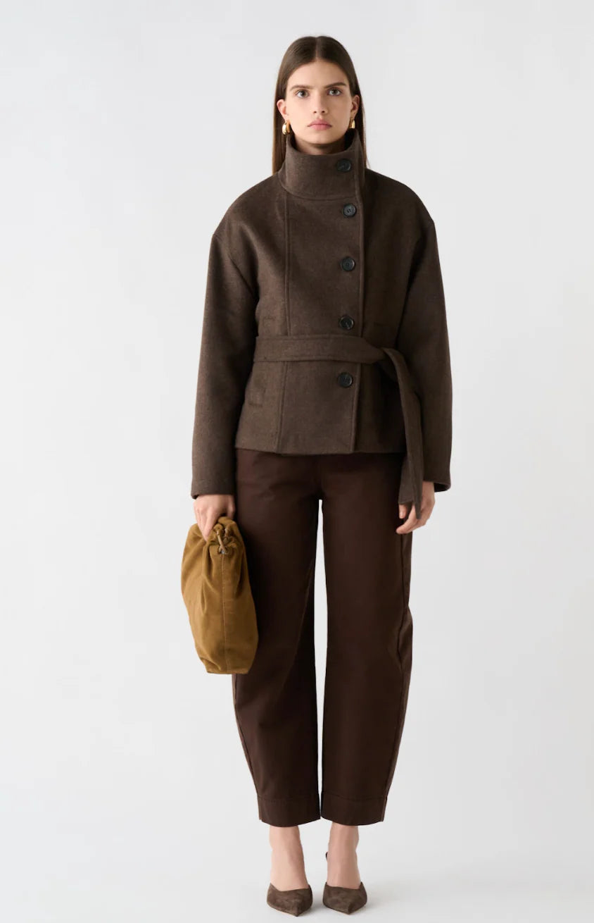 
                  
                    Incline Jacket - Chocolate
                  
                