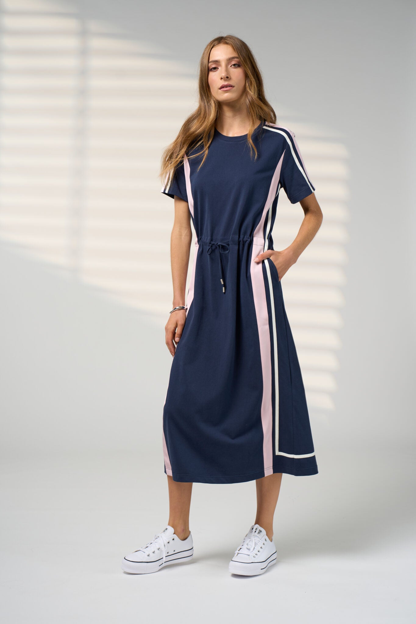 
                  
                    MADLY SWEETLY CONTOUR DRESS-PINK/NAVY
                  
                