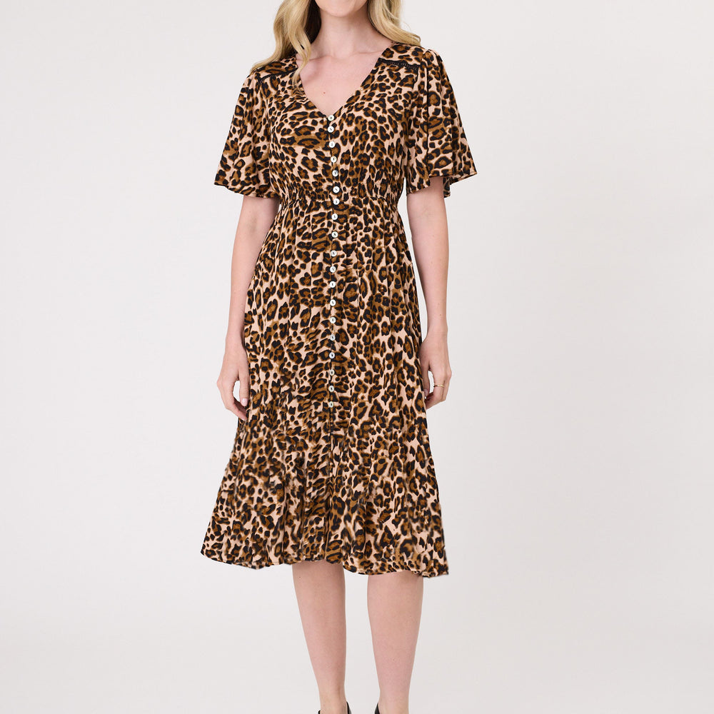 
                  
                    Vittoria Dress Leopard
                  
                
