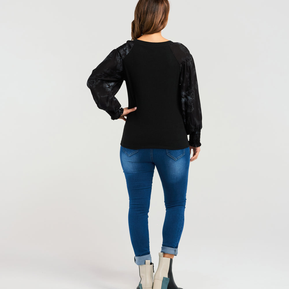 
                  
                    Aria top  Black
                  
                