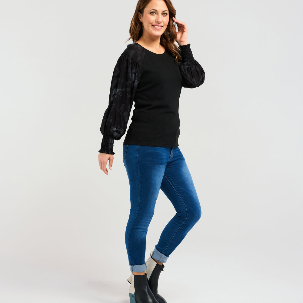 
                  
                    Aria top  Black
                  
                