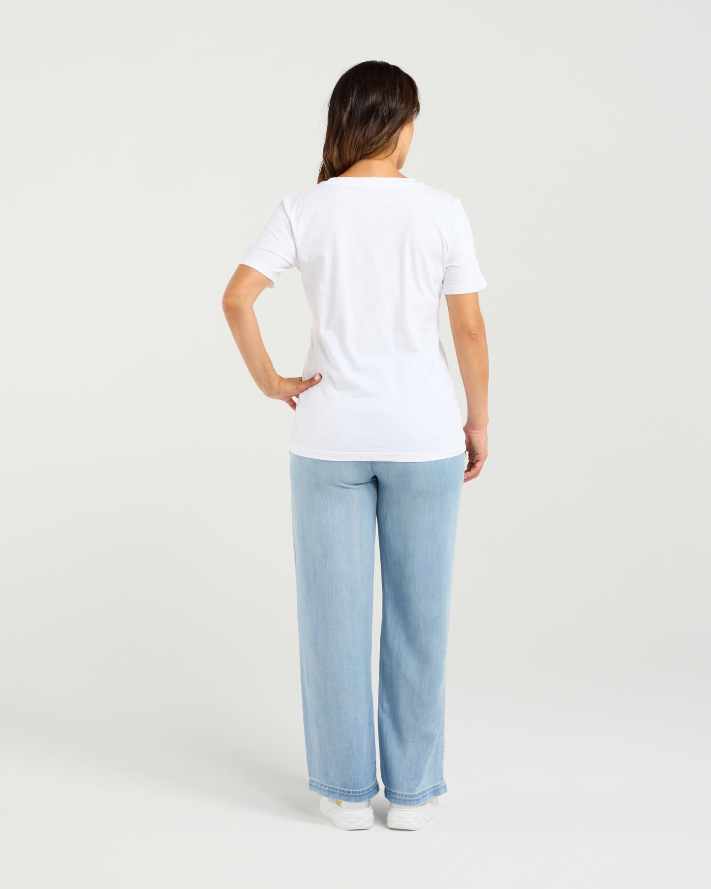 
                  
                    Lara T-shirt-White
                  
                