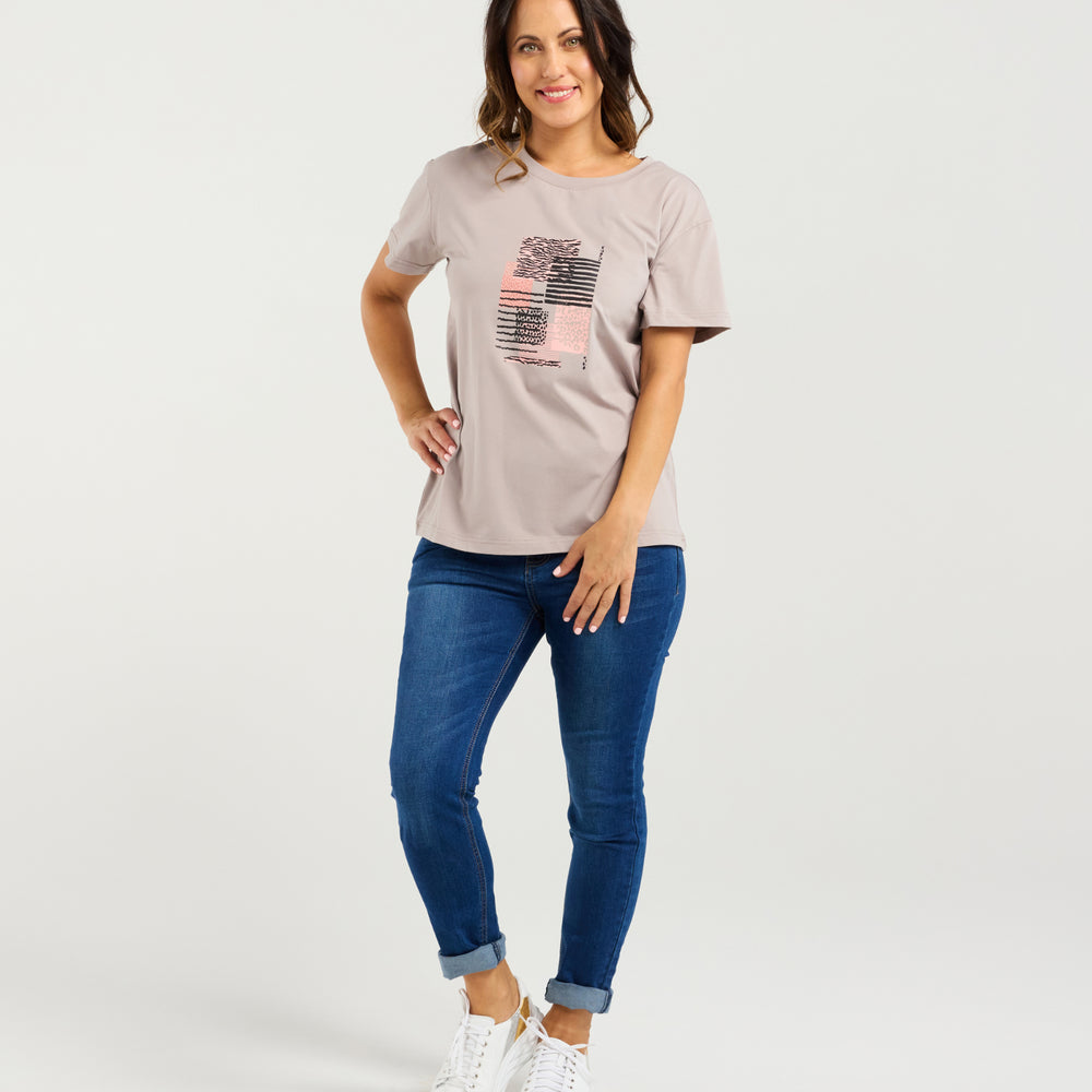 
                  
                    Livia T-shirt-Grey
                  
                