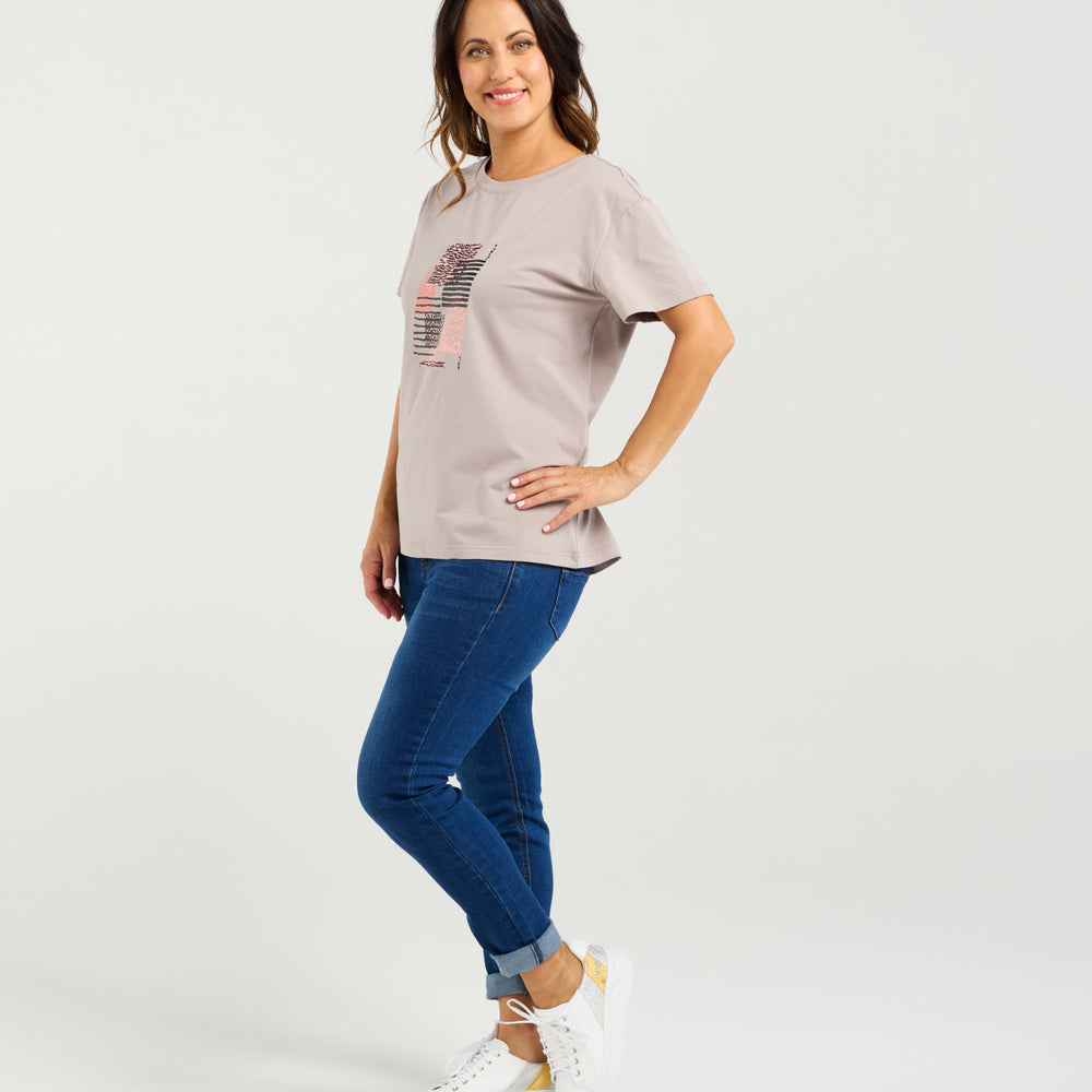 
                  
                    Livia T-shirt-Grey
                  
                