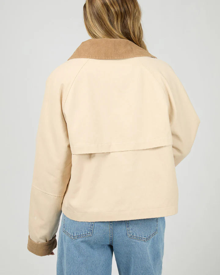 
                  
                    ALL ABOUT CHICAGO JACKET-Vanilla
                  
                