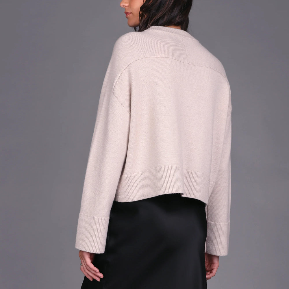 
                  
                    Chunky Merino Classic cardi -Chalk
                  
                