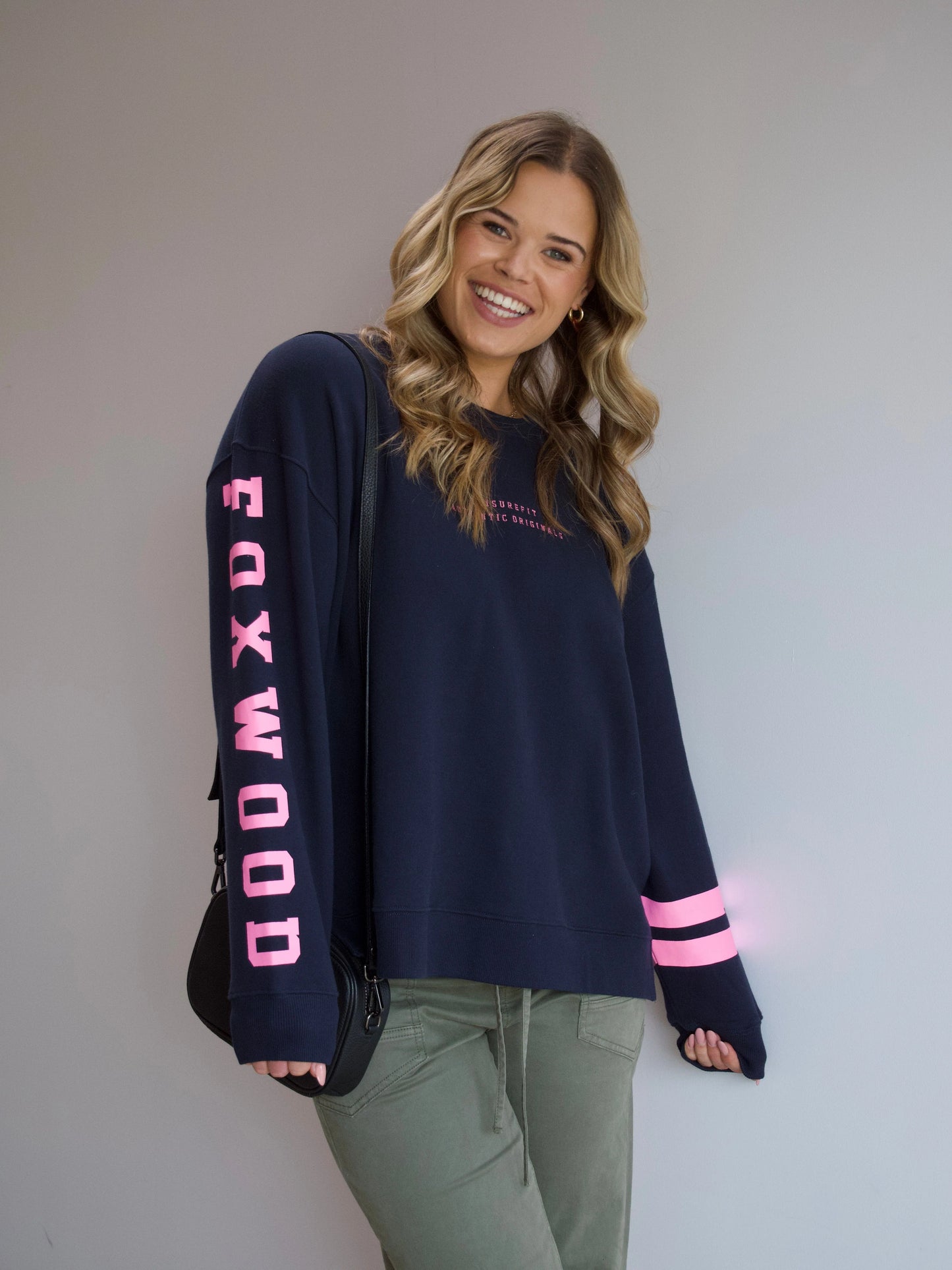 
                  
                    FOXWOOD ORIGIN CREW-NAVY
                  
                