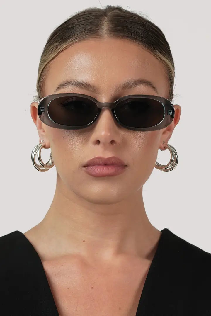 Otra-Gina Sunglasses-Matcha/smoke