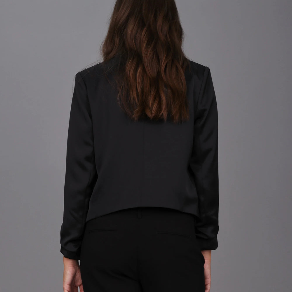 
                  
                    Hart Bolero
                  
                