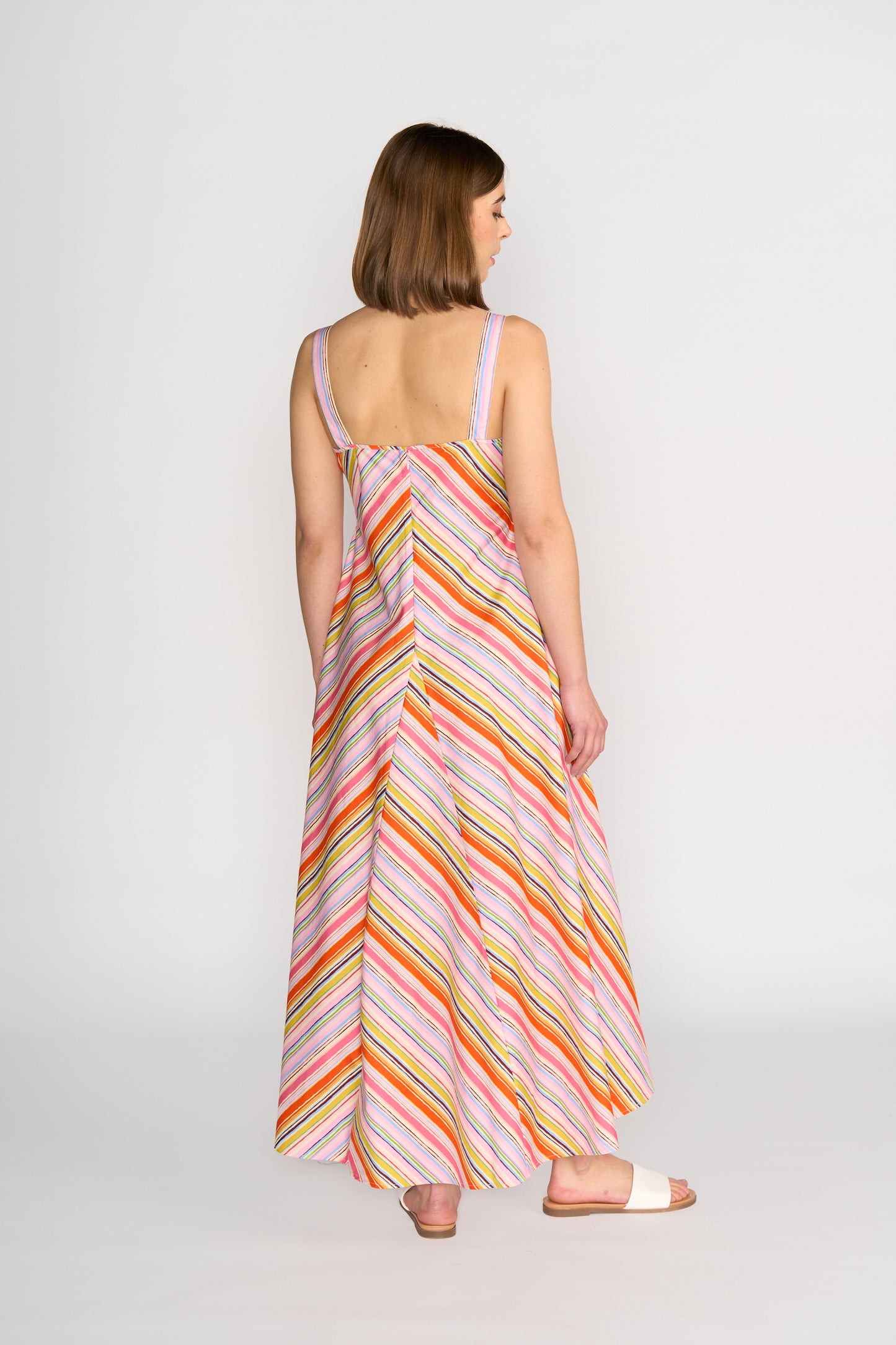
                  
                    K1067 Gala Dress-Bonbon
                  
                