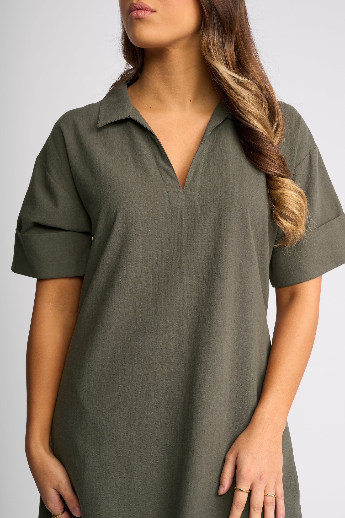 
                  
                    KNEWE BERLIN DRESS-OLIVE
                  
                