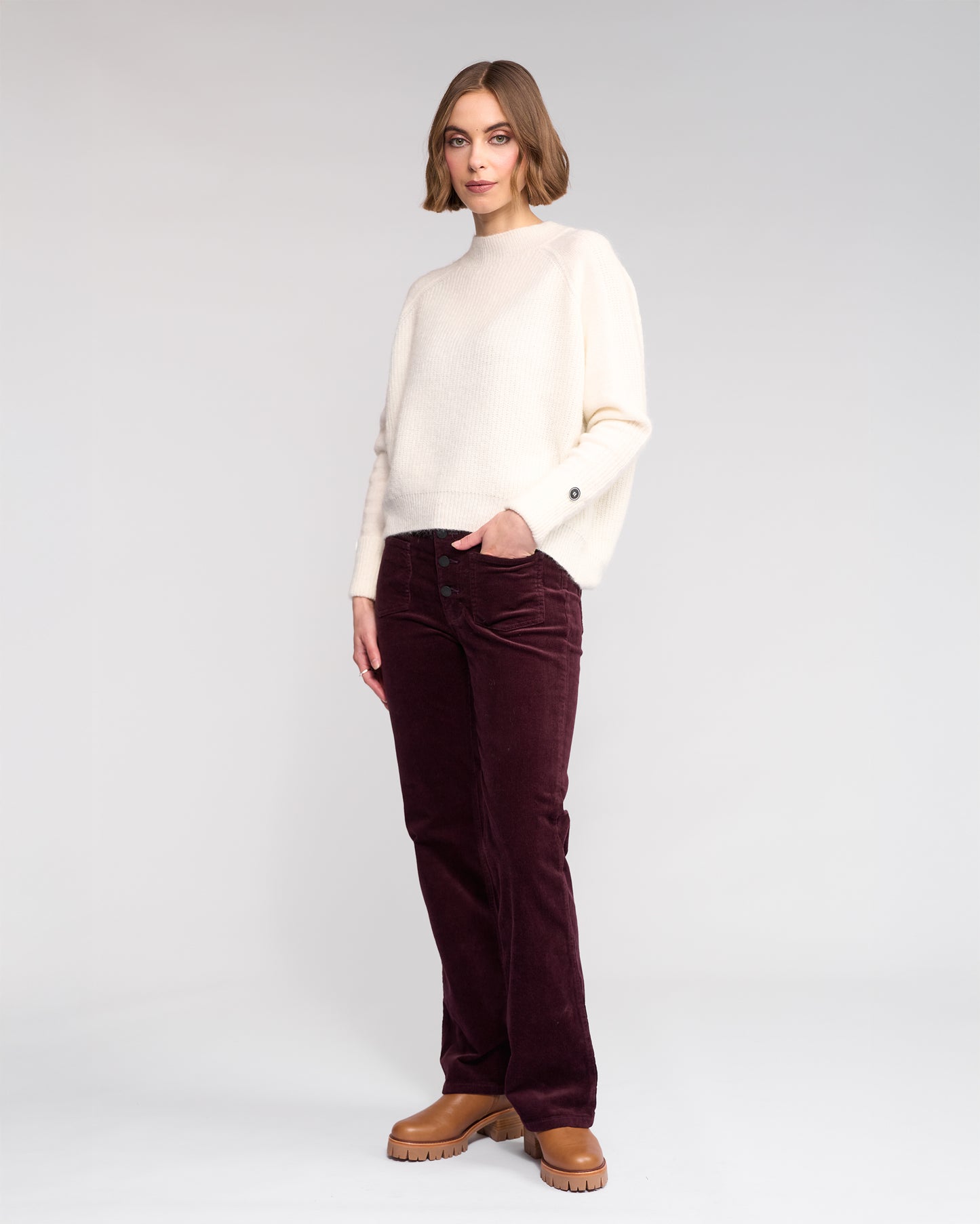 
                  
                    K2028 Mia Sweater-Whinter White
                  
                