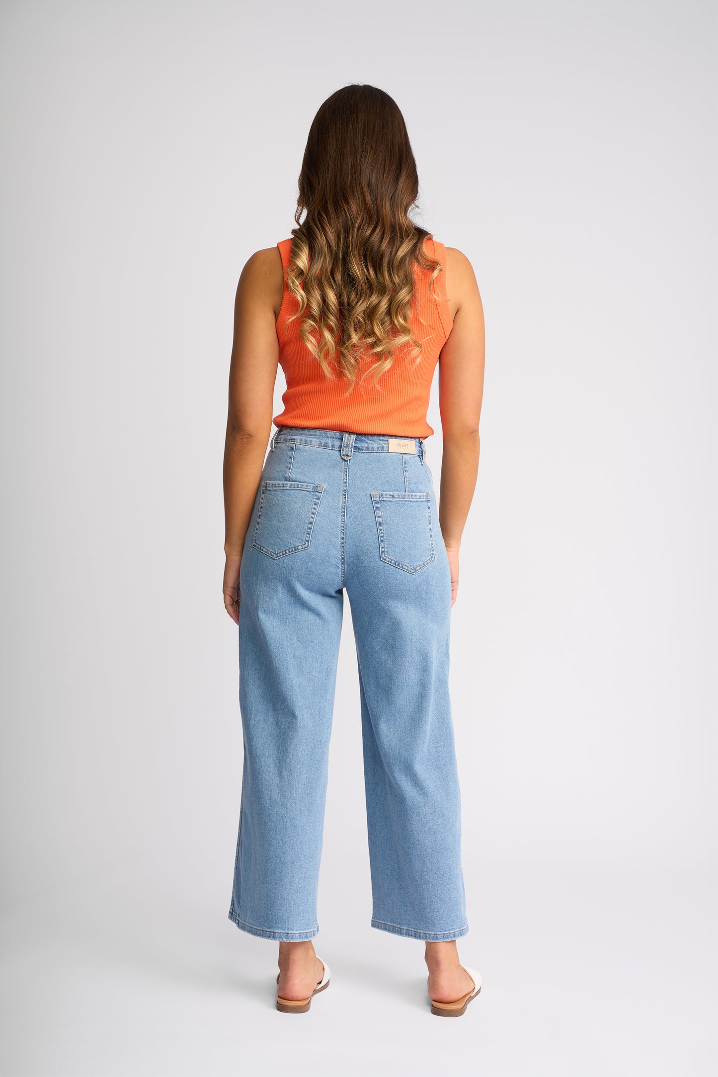 
                  
                    KNEWE INDEX JEAN-LIGHTWASH DENIM
                  
                