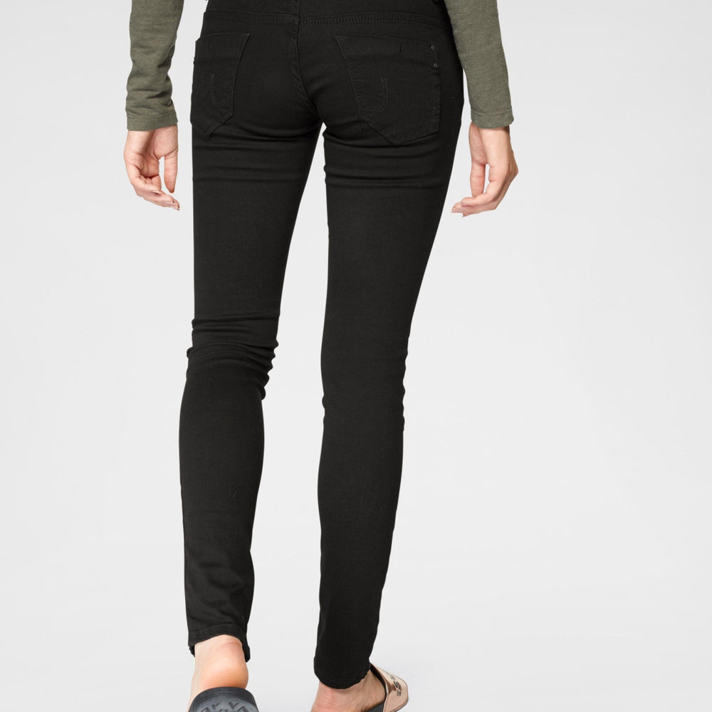 
                  
                    Molly M LTB Back to Black Undamaged Wash
                  
                