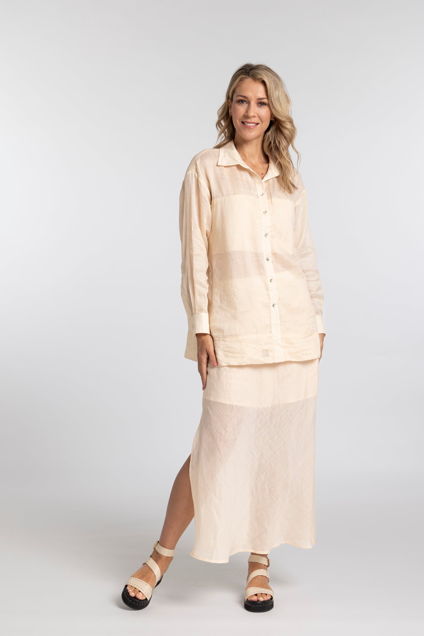 
                  
                    LEAH SKIRT
                  
                