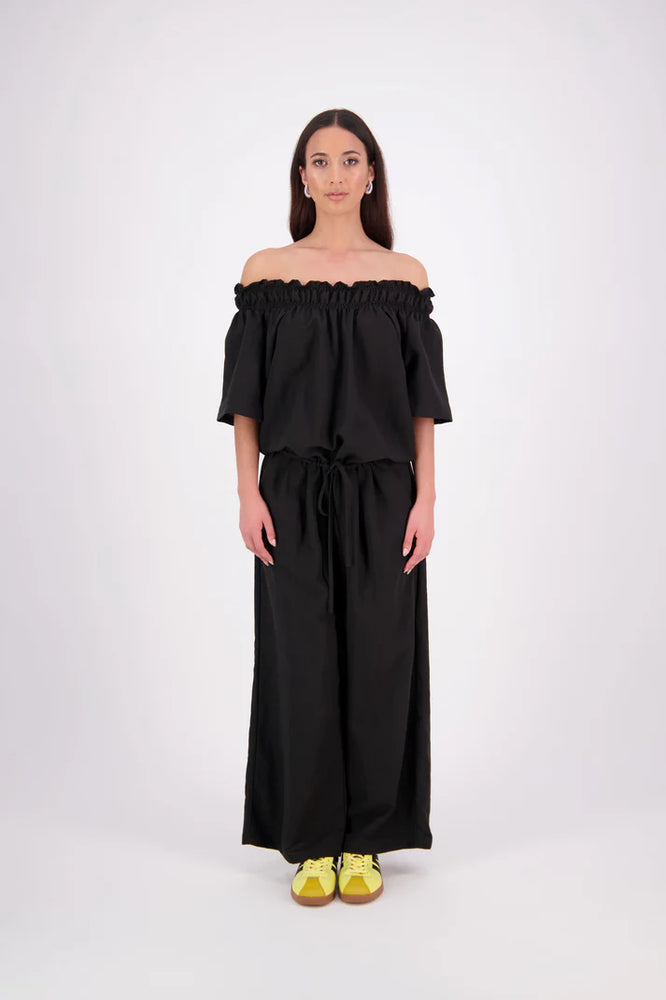 
                  
                    MUSES JUMPSUIT | BLACK-EARLY DECEMBER DELIVERY
                  
                