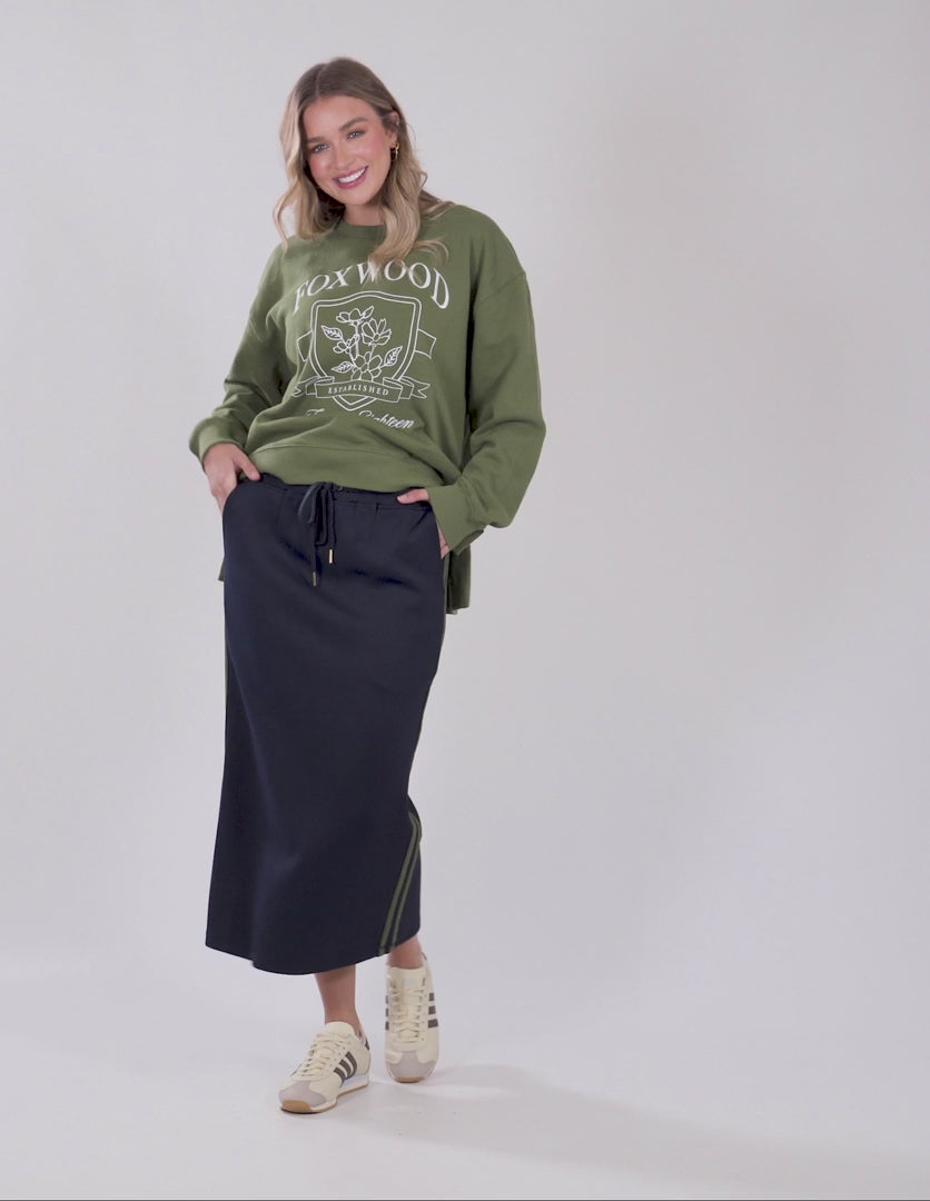 
                  
                    Load and play video in Gallery viewer, Foxwood Juno Skirt Navy With Green
                  
                